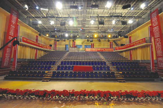 Plywood Backrest Electrical Telescopic Bleacher Seating With Arm